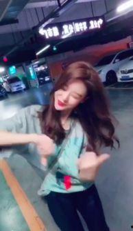 跳舞的微博网红,网红舞者微博风采独领风骚”