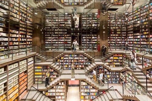 西安网红书店怎么拍照片,捕捉书香时光的美